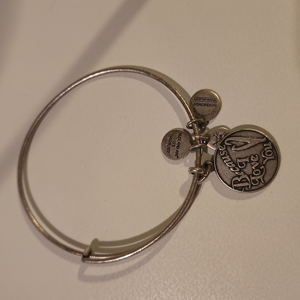 Bracelet